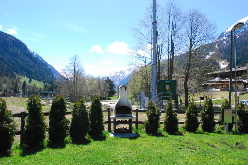 Margherita Camping & Resort Gressoney-Saint-Jean Cameră foto